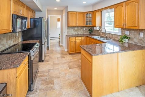 78 Forest Way Hanover NJ 07950