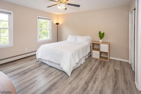 78 Forest Way Hanover NJ 07950