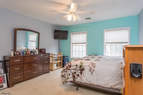 29 Cole Haven Terrace W Montague NJ 07827