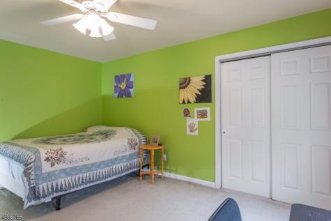 29 Cole Haven Terrace W Montague NJ 07827