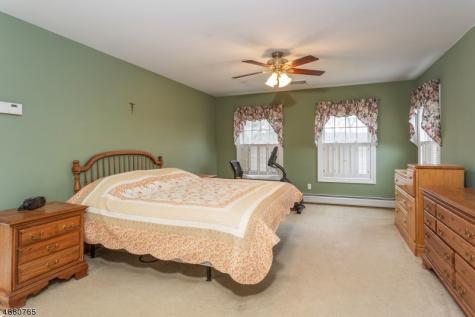 29 Cole Haven Terrace W Montague NJ 07827