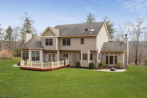 29 Cole Haven Terrace W Montague NJ 07827