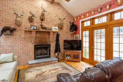 29 Cole Haven Terrace W Montague NJ 07827