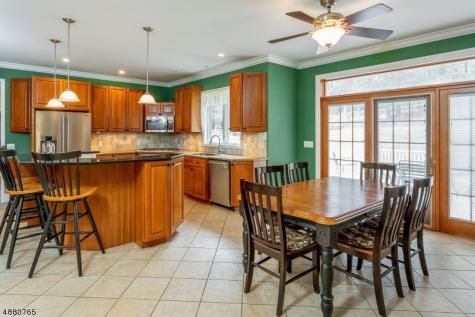 29 Cole Haven Terrace W Montague NJ 07827