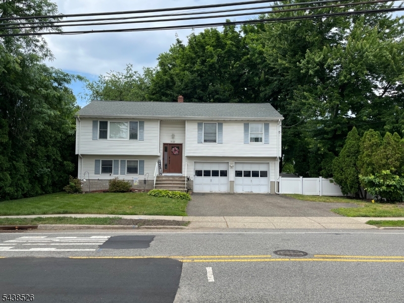 832 Lafayette Avenue Hawthorne NJ 07506