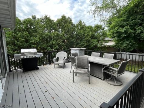 832 Lafayette Avenue Hawthorne NJ 07506