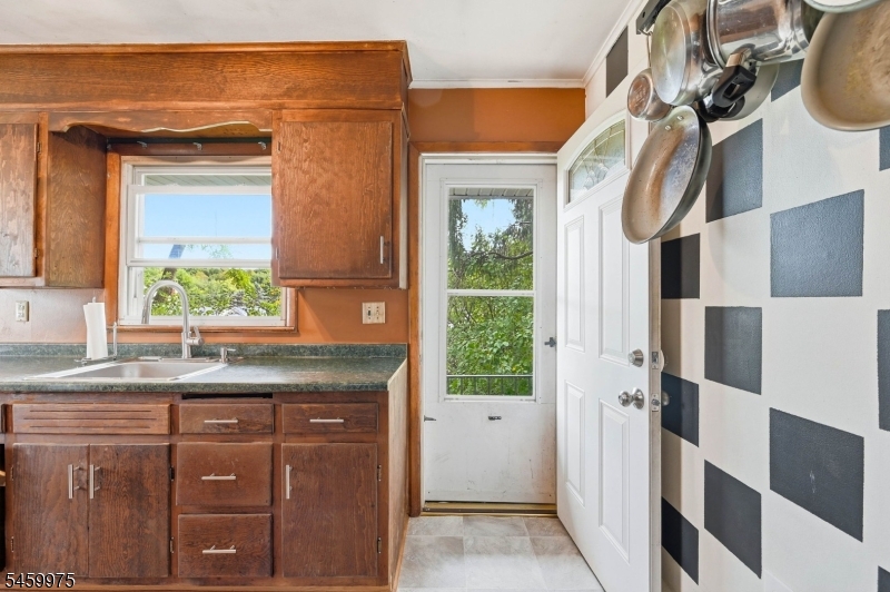 74 Trinity Street Newton NJ 07860