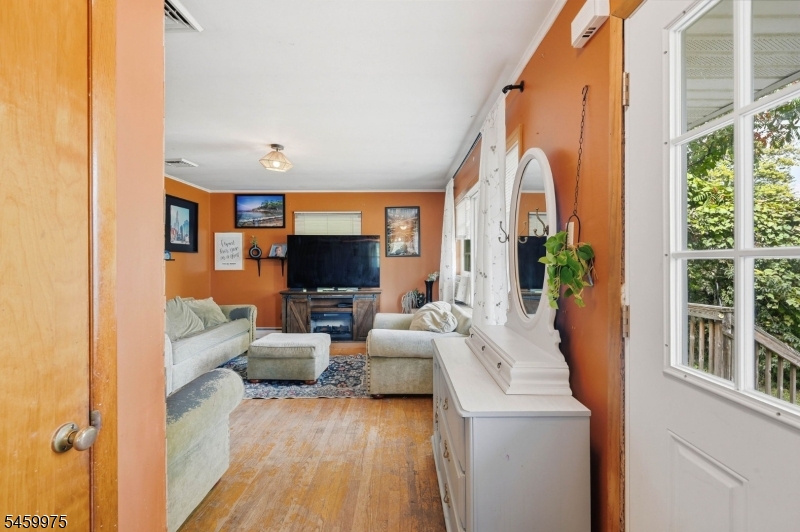 74 Trinity Street Newton NJ 07860