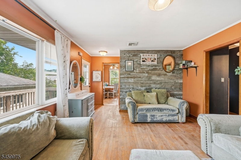 74 Trinity Street Newton NJ 07860