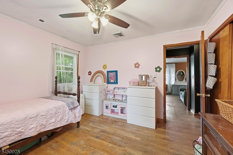 74 Trinity Street Newton NJ 07860