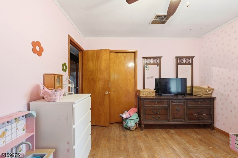 74 Trinity Street Newton NJ 07860