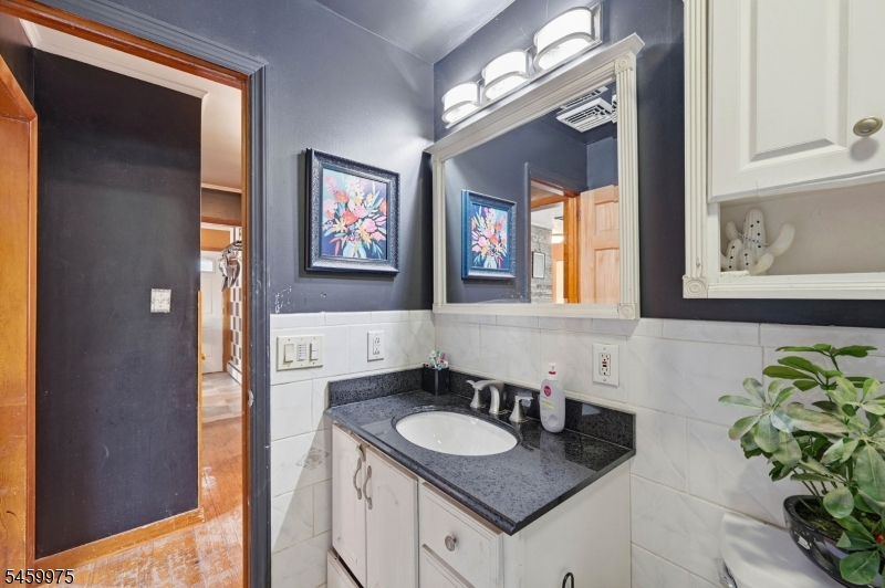 74 Trinity Street Newton NJ 07860