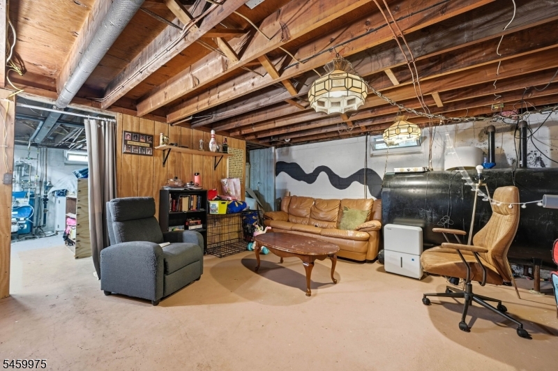 74 Trinity Street Newton NJ 07860