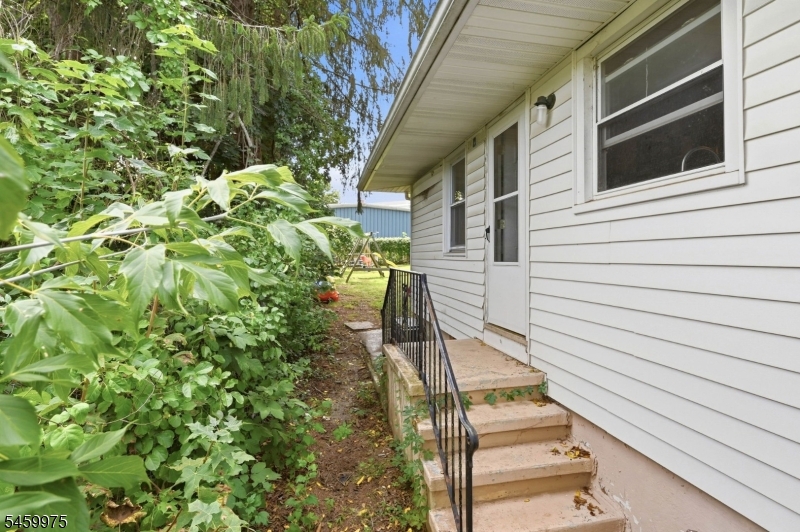 74 Trinity Street Newton NJ 07860