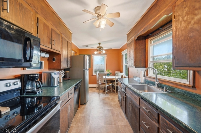 74 Trinity Street Newton NJ 07860