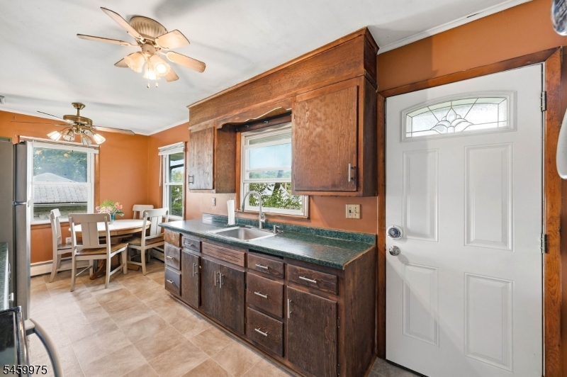 74 Trinity Street Newton NJ 07860