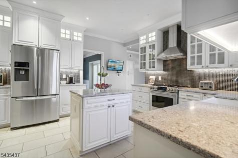 116 Wyoming Avenue Maplewood NJ 07040
