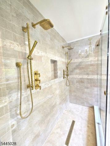 126 Blackwell Road Hopewell NJ 08534
