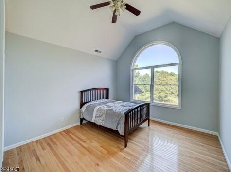 126 Blackwell Road Hopewell NJ 08534