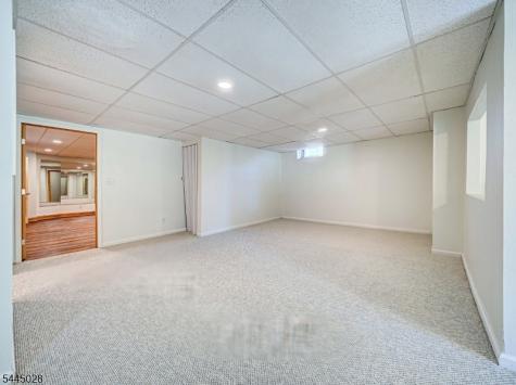 126 Blackwell Road Hopewell NJ 08534