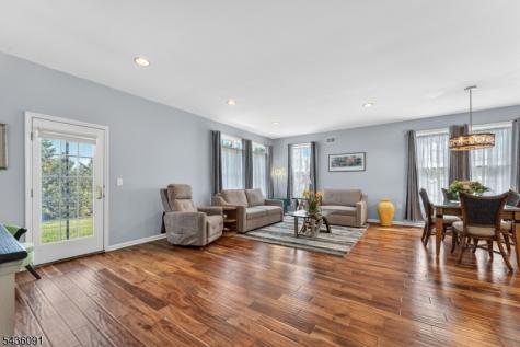 32 Benjamin Street Franklin NJ 08873