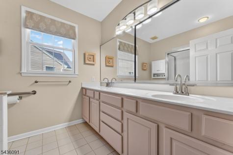 32 Benjamin Street Franklin NJ 08873