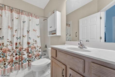 32 Benjamin Street Franklin NJ 08873