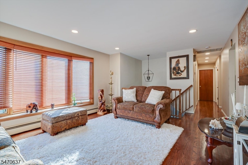 10 Sunset Drive Mount Olive NJ 07828