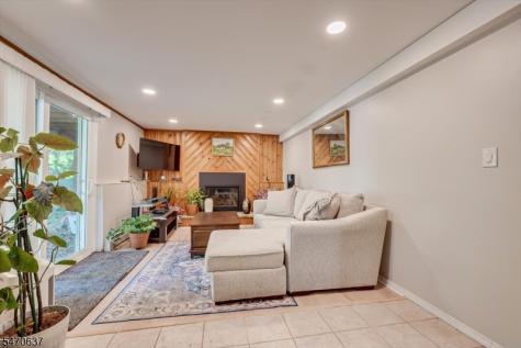 10 Sunset Drive Mount Olive NJ 07828