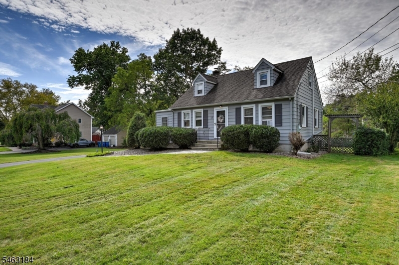 17 Charlotte Drive Bridgewater NJ 08807