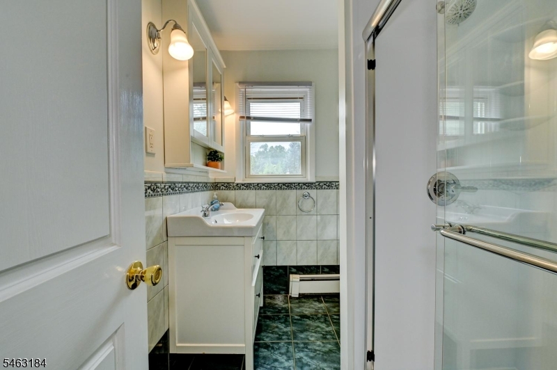 17 Charlotte Drive Bridgewater NJ 08807