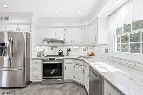 165 Page Drive Oakland NJ 07436
