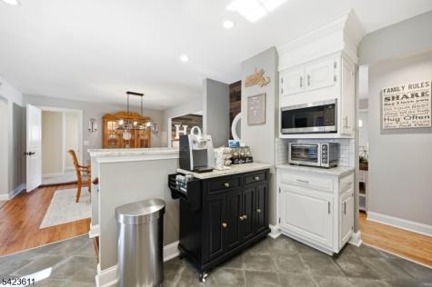 165 Page Drive Oakland NJ 07436