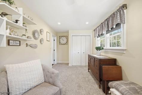 165 Page Drive Oakland NJ 07436