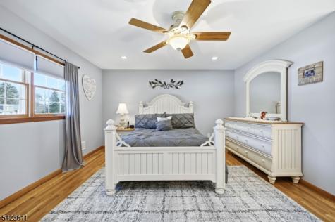 165 Page Drive Oakland NJ 07436