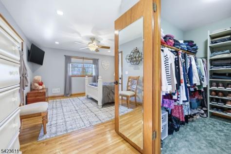 165 Page Drive Oakland NJ 07436