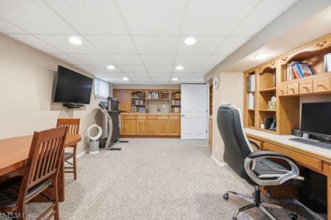 165 Page Drive Oakland NJ 07436
