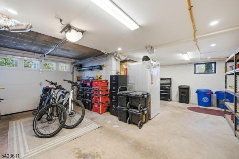 165 Page Drive Oakland NJ 07436