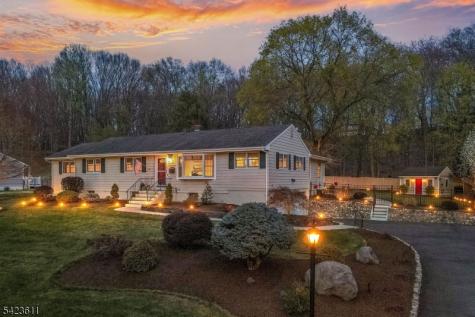 165 Page Drive Oakland NJ 07436