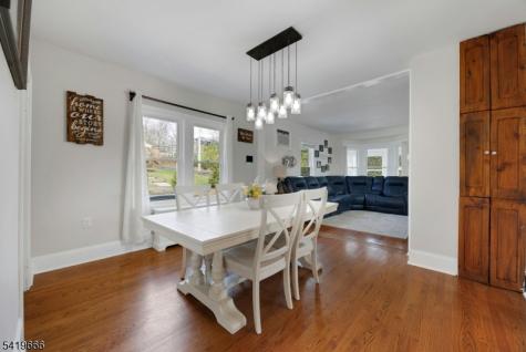 172 Yawpo Avenue Oakland NJ 07436