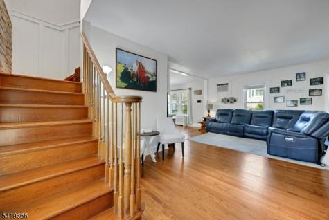 172 Yawpo Avenue Oakland NJ 07436