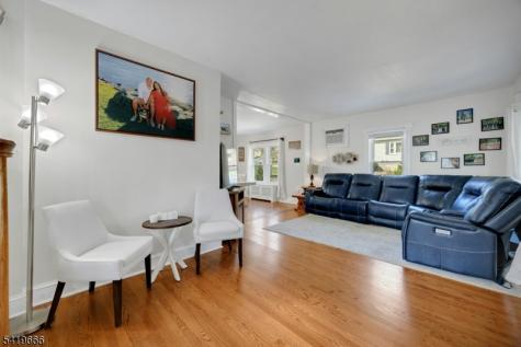 172 Yawpo Avenue Oakland NJ 07436