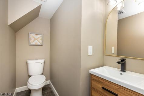 181 Valley Road Montclair NJ 07042