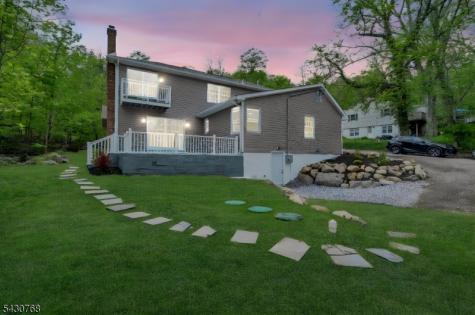 385 Maxim Drive Hopatcong NJ 07843