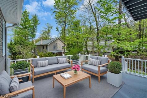 385 Maxim Drive Hopatcong NJ 07843