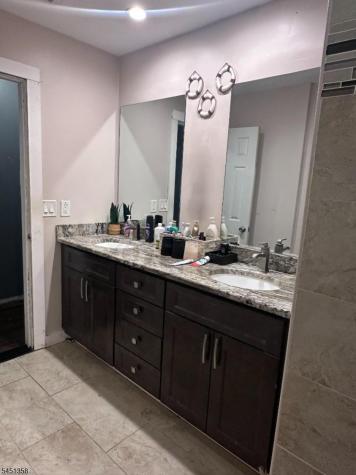 3 Lawrence Drive Hackettstown NJ 07840
