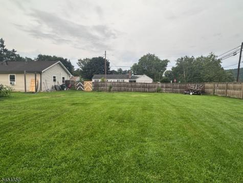 3 Lawrence Drive Hackettstown NJ 07840