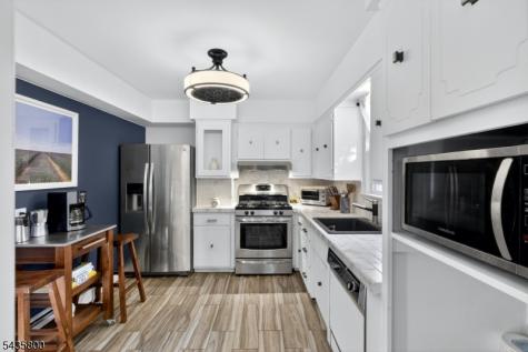 13 Front Street North Arlington NJ 07031
