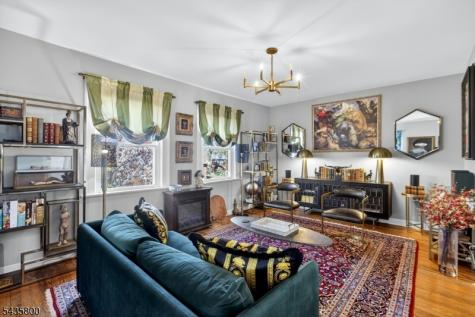 13 Front Street North Arlington NJ 07031