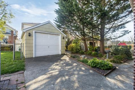 13 Front Street North Arlington NJ 07031